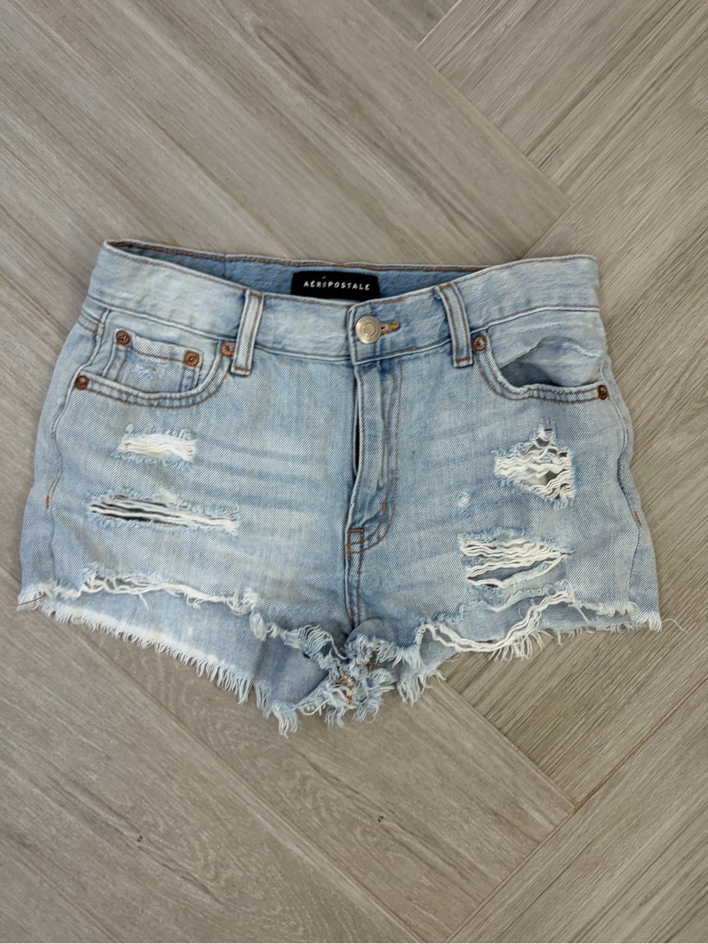 Aeropostale Light Wash Distressed Vintage High Rise Shorty Denim Shorts 00